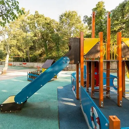 アパート Les Restanques Iris 2124 グリモー