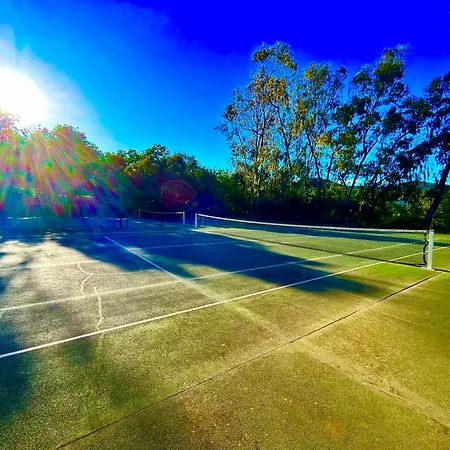 Les Restanques Iris 2124 *