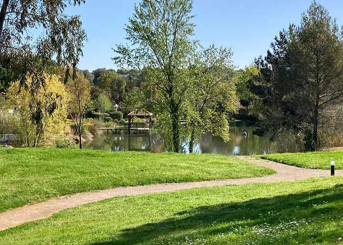 아파트 Les Restanques Iris 2124 그리모