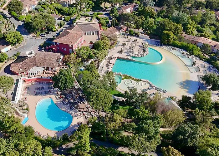 Les Restanques Iris 2124 *